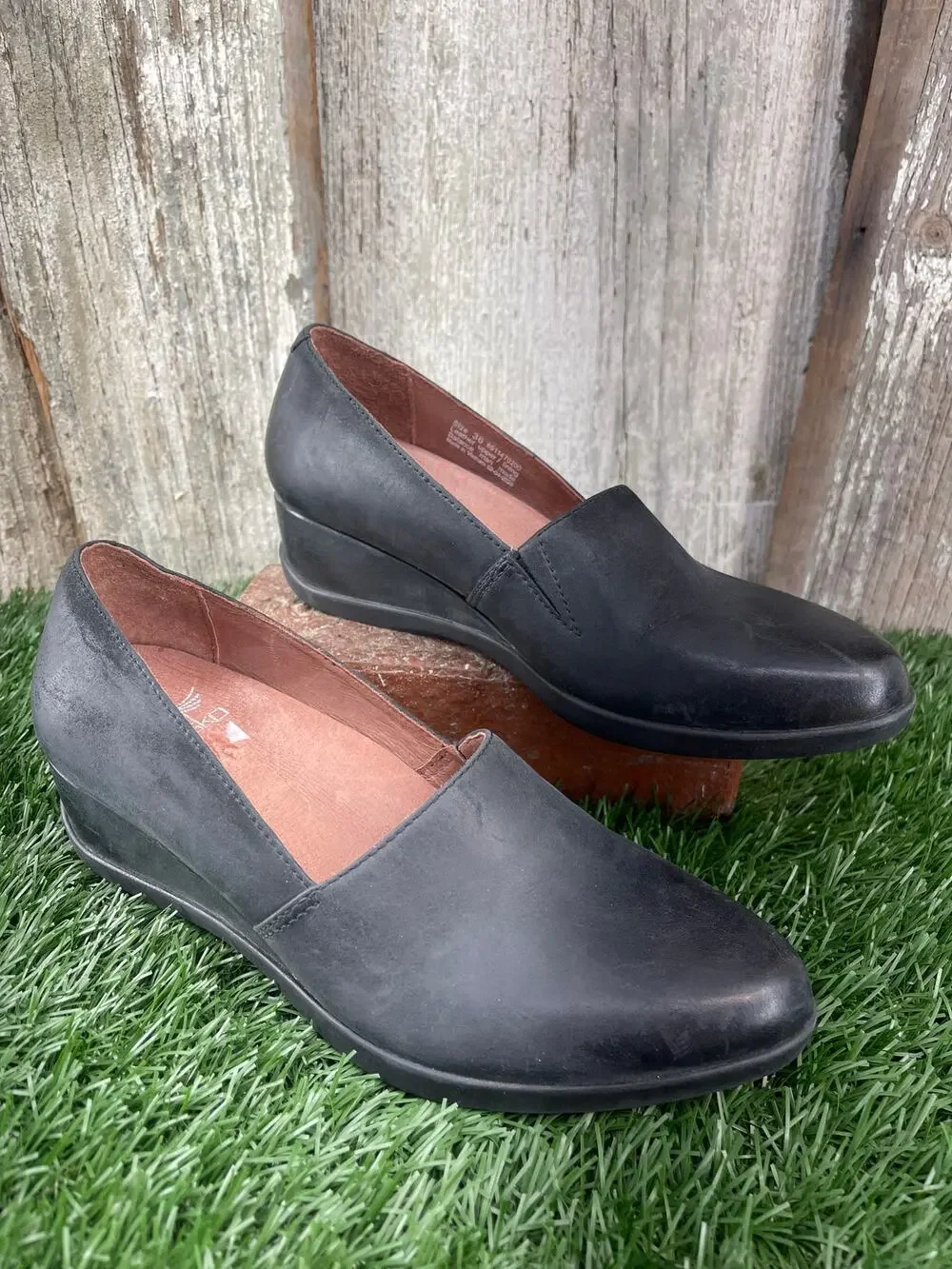 Dansko Shanda Slip-on Wedge Shoes Charcoal Distressed Leather EU36 US 5-5.5